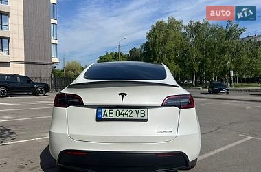 Позашляховик / Кросовер Tesla Model Y 2024 в Дніпрі