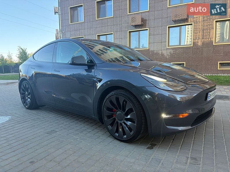 Внедорожник / Кроссовер Tesla Model Y 2022 в Одессе