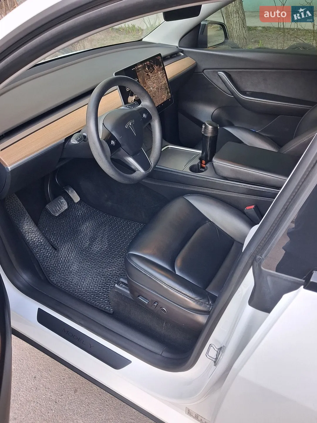 2021 Tesla Model Y - мініатюра 11
