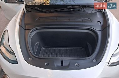 Внедорожник / Кроссовер Tesla Model Y 2021 в Днепре