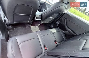 Внедорожник / Кроссовер Tesla Model Y 2023 в Львове