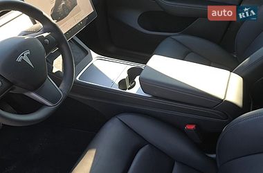 Внедорожник / Кроссовер Tesla Model Y 2024 в Броварах