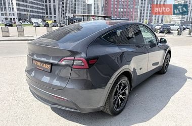 Внедорожник / Кроссовер Tesla Model Y 2024 в Киеве