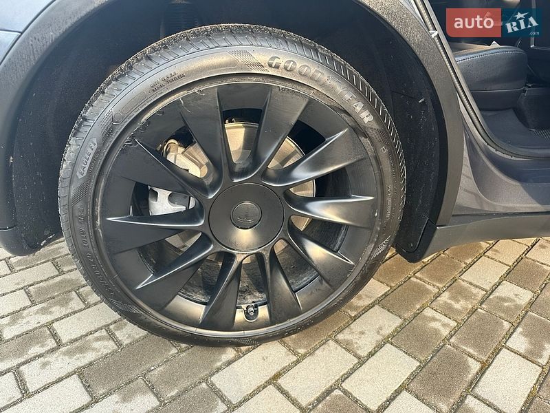 Позашляховик / Кросовер Tesla Model Y 2021 в Білій Церкві