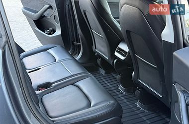 Внедорожник / Кроссовер Tesla Model Y 2021 в Львове