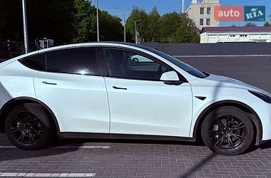 Позашляховик / Кросовер Tesla Model Y 2022 в Полтаві