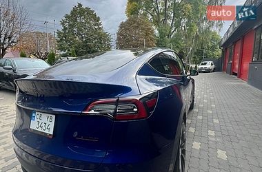 Позашляховик / Кросовер Tesla Model Y 2022 в Сторожинці