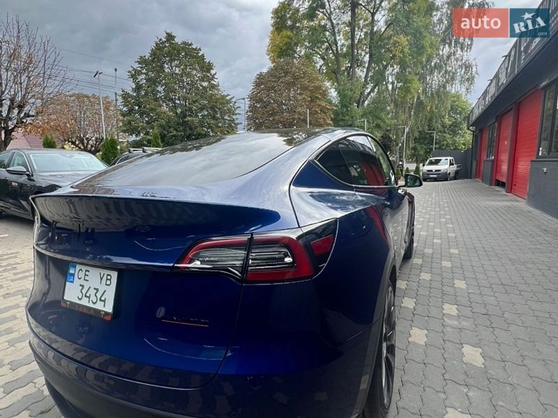Позашляховик / Кросовер Tesla Model Y 2022 в Сторожинці