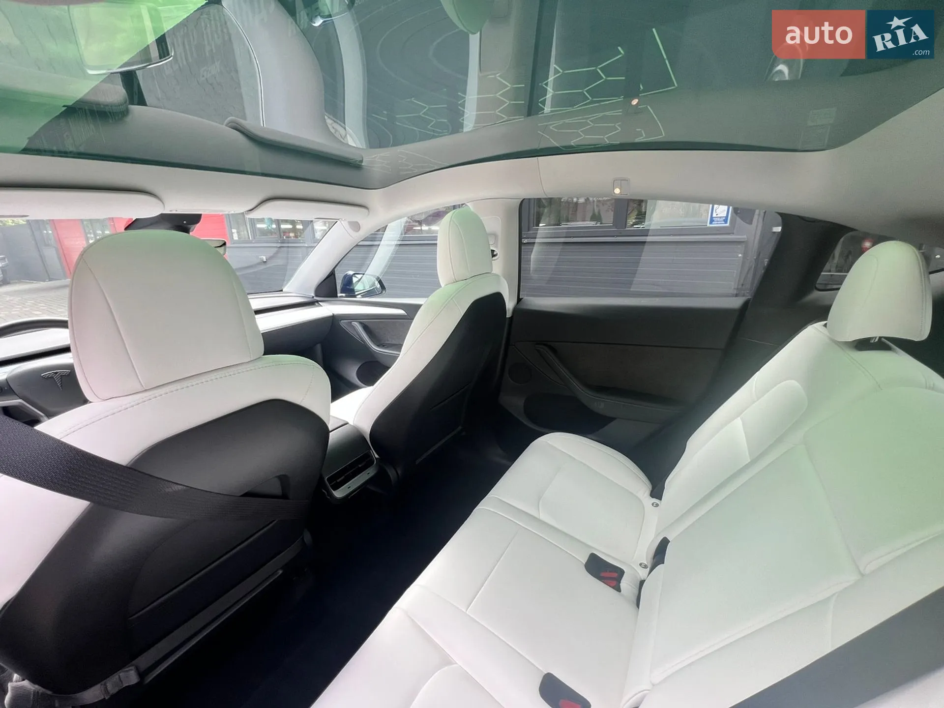 2022 Tesla Model Y - мініатюра 16