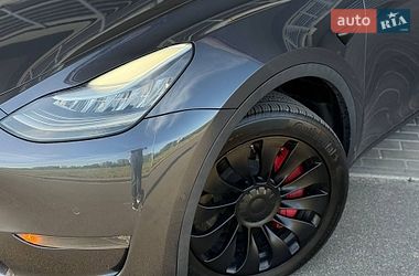 Позашляховик / Кросовер Tesla Model Y 2020 в Києві
