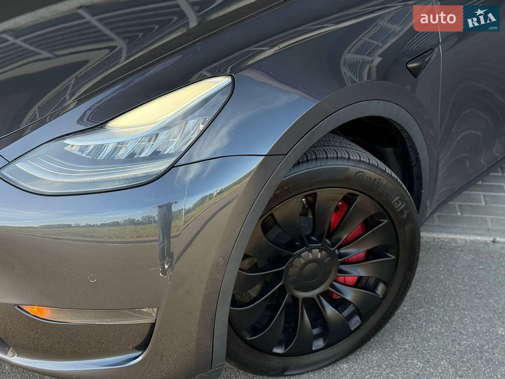 2020 Tesla Model Y - мініатюра 9