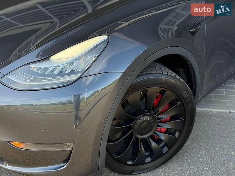 Позашляховик / Кросовер Tesla Model Y 2020 в Києві