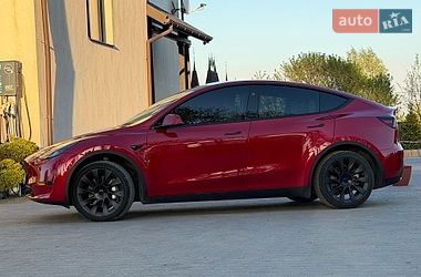 Внедорожник / Кроссовер Tesla Model Y 2023 в Стрые