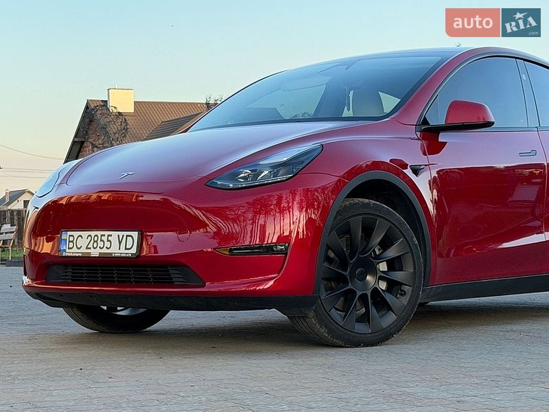Внедорожник / Кроссовер Tesla Model Y 2023 в Стрые