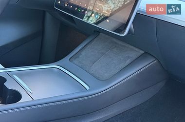 Внедорожник / Кроссовер Tesla Model Y 2023 в Стрые
