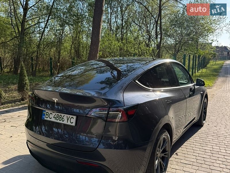 Внедорожник / Кроссовер Tesla Model Y 2024 в Львове