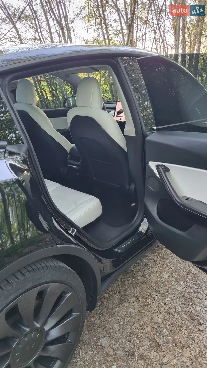 2021 Tesla Model Y - мініатюра 8