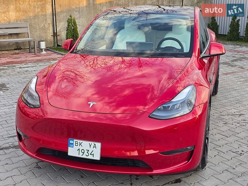 Внедорожник / Кроссовер Tesla Model Y 2022 в Костополе
