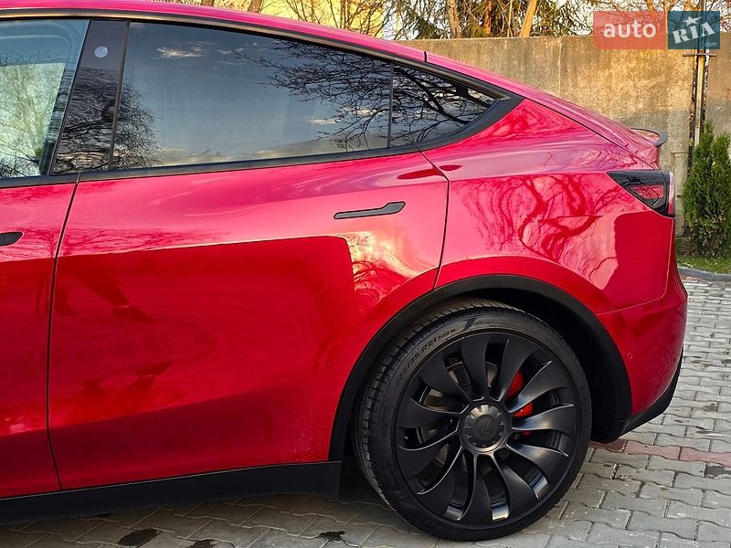 Внедорожник / Кроссовер Tesla Model Y 2022 в Костополе
