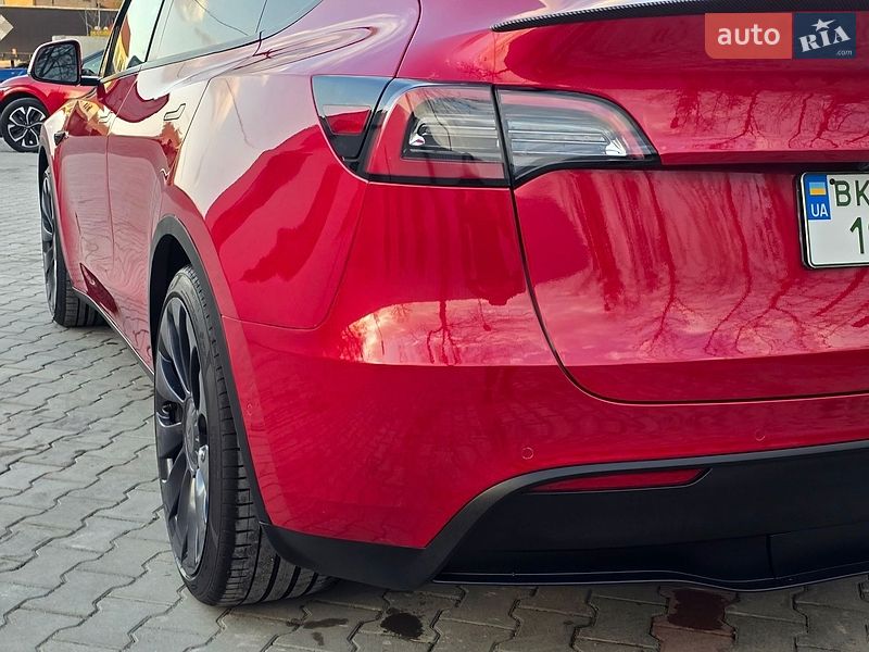 Внедорожник / Кроссовер Tesla Model Y 2022 в Костополе