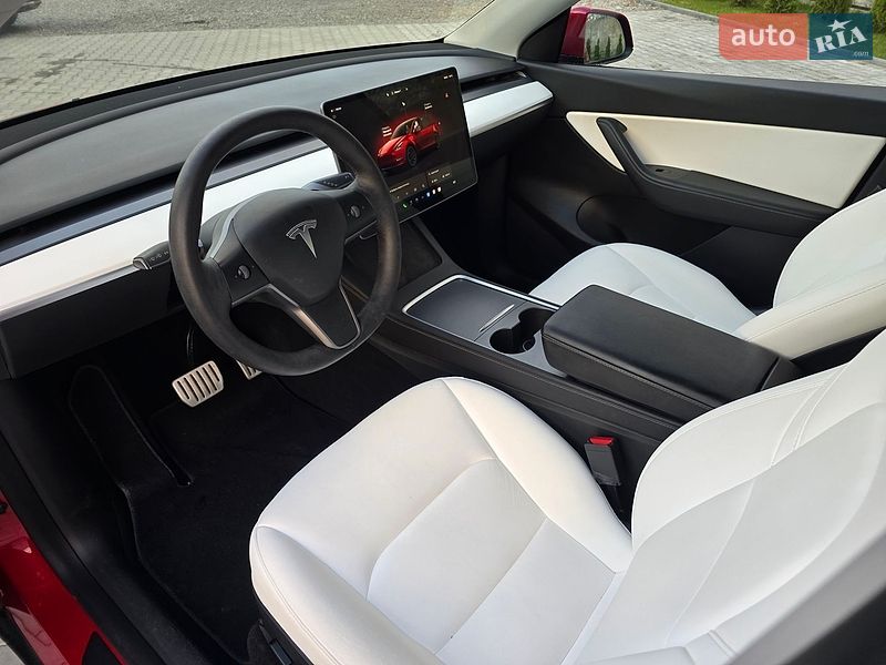 Внедорожник / Кроссовер Tesla Model Y 2022 в Костополе