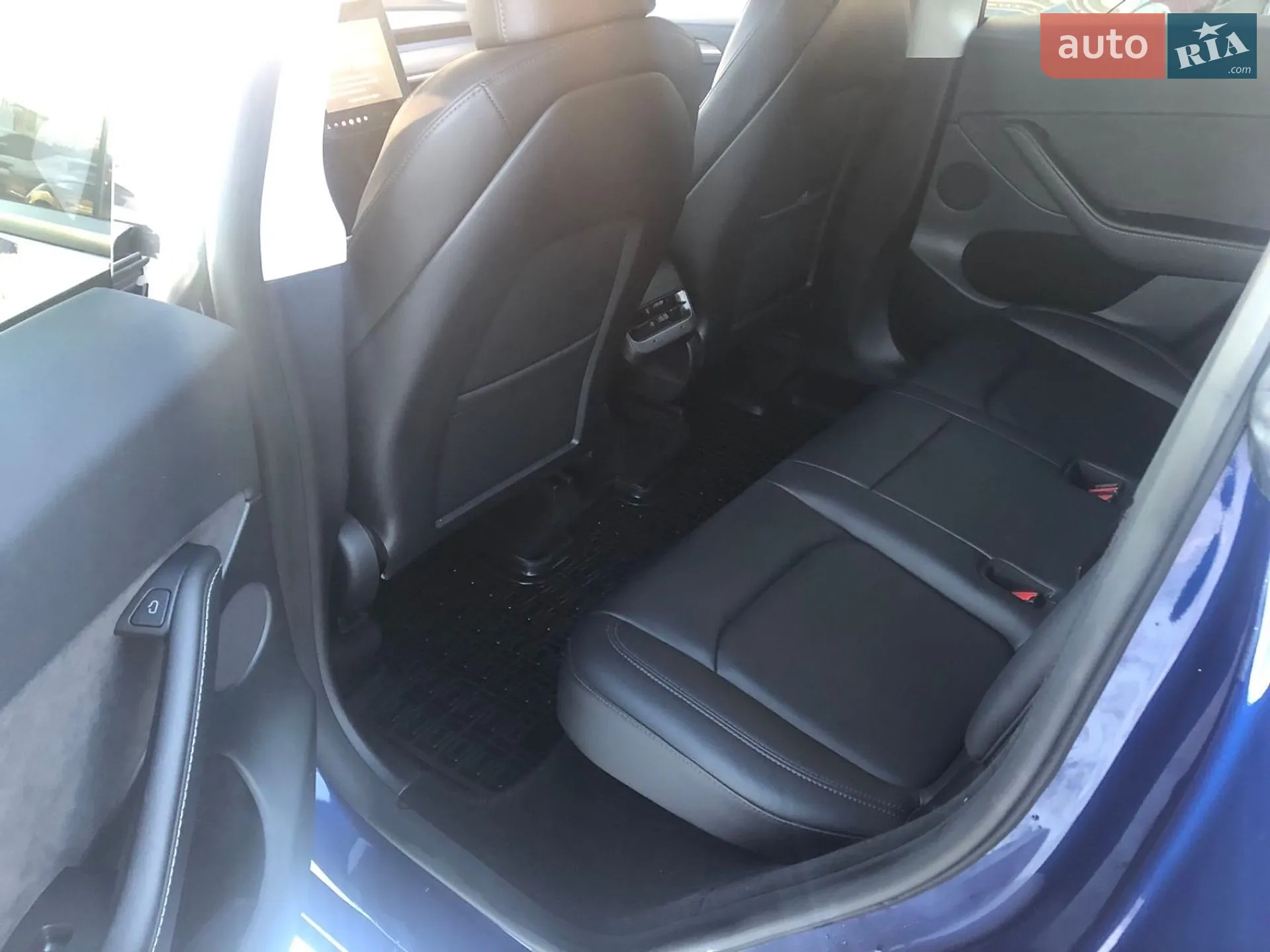 2023 Tesla Model Y - мініатюра 9