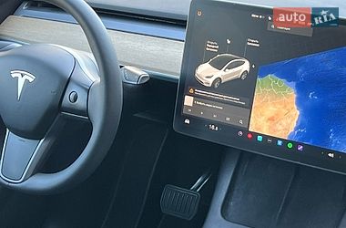 Позашляховик / Кросовер Tesla Model Y 2021 в Луцьку