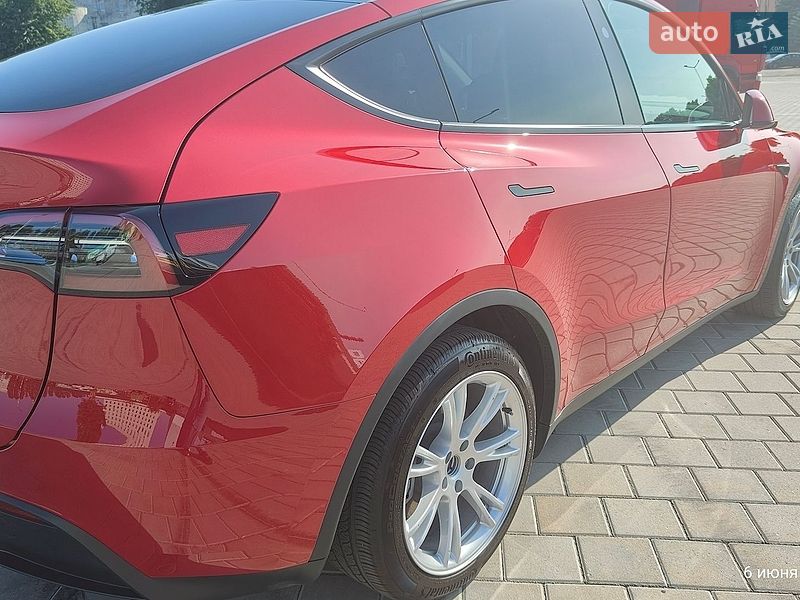 Позашляховик / Кросовер Tesla Model Y 2023 в Черкасах