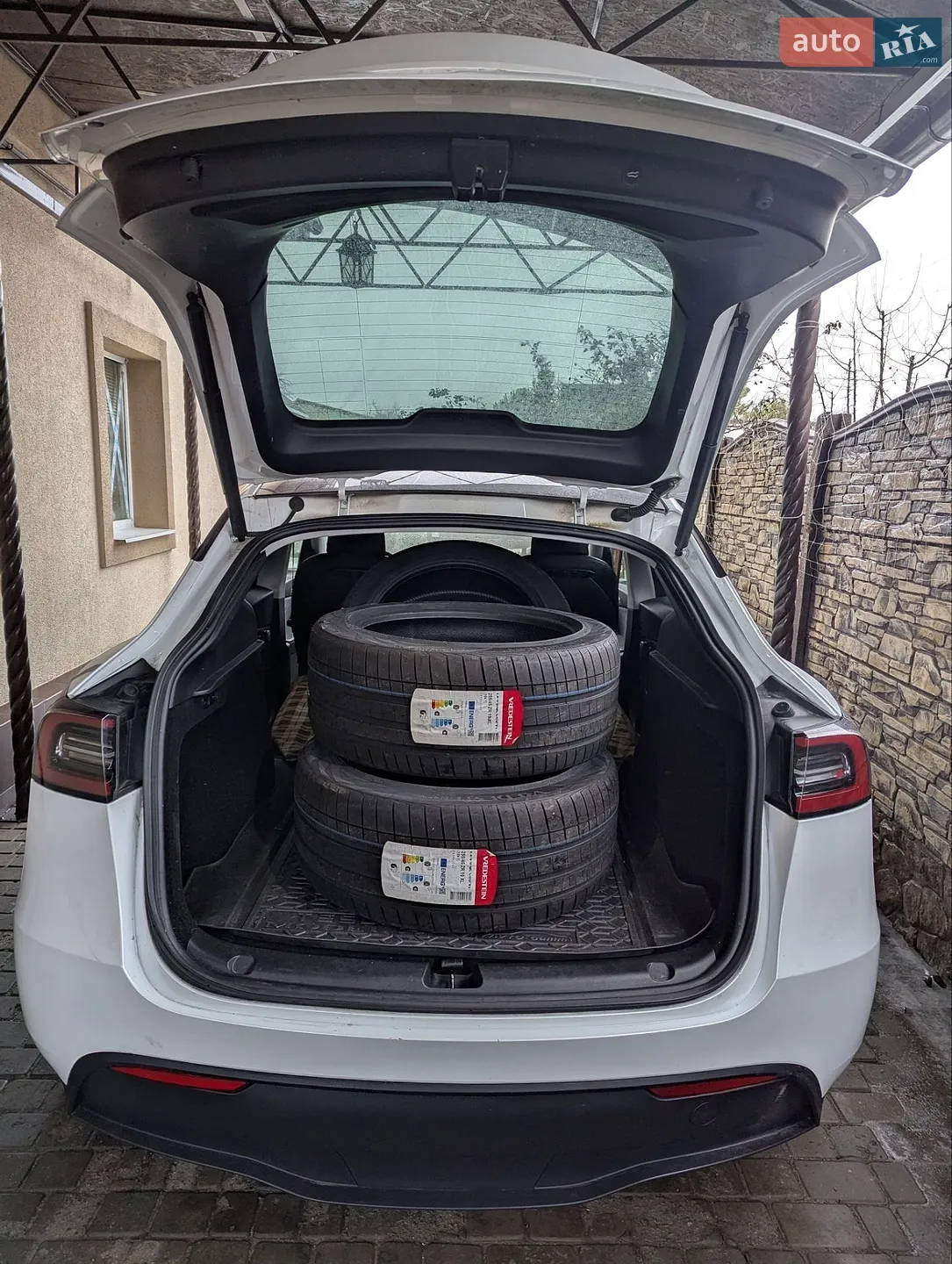 2023 Tesla Model Y - мініатюра 11
