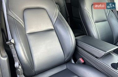 Внедорожник / Кроссовер Tesla Model Y 2023 в Ужгороде