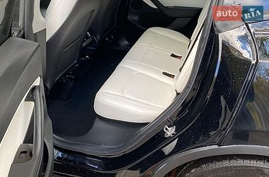 Позашляховик / Кросовер Tesla Model Y 2020 в Києві