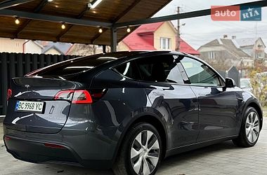 Позашляховик / Кросовер Tesla Model Y 2023 в Львові