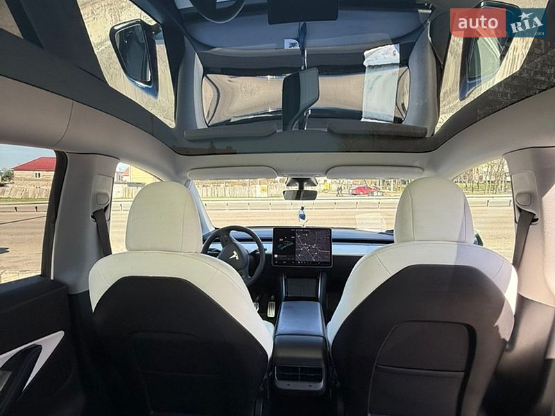 Позашляховик / Кросовер Tesla Model Y 2020 в Дніпрі