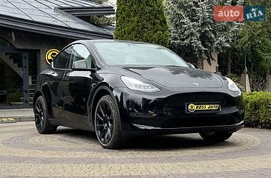 Позашляховик / Кросовер Tesla Model Y 2023 в Львові