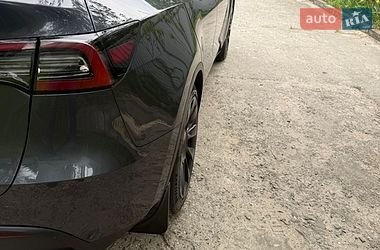 Внедорожник / Кроссовер Tesla Model Y 2022 в Киеве