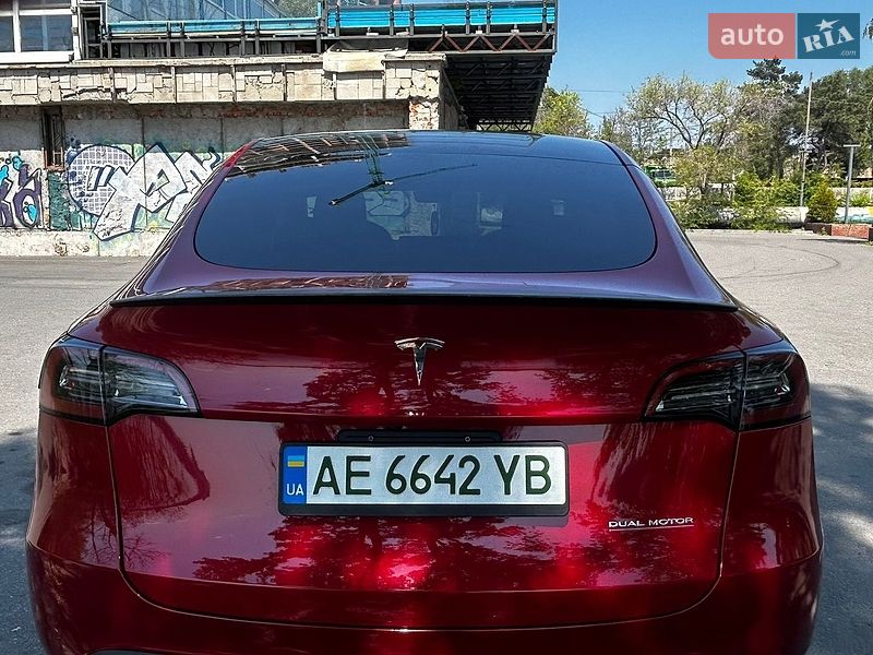 Внедорожник / Кроссовер Tesla Model Y 2023 в Днепре
