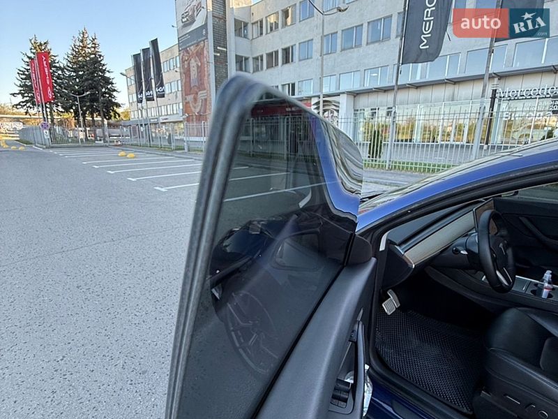 Внедорожник / Кроссовер Tesla Model Y 2021 в Харькове