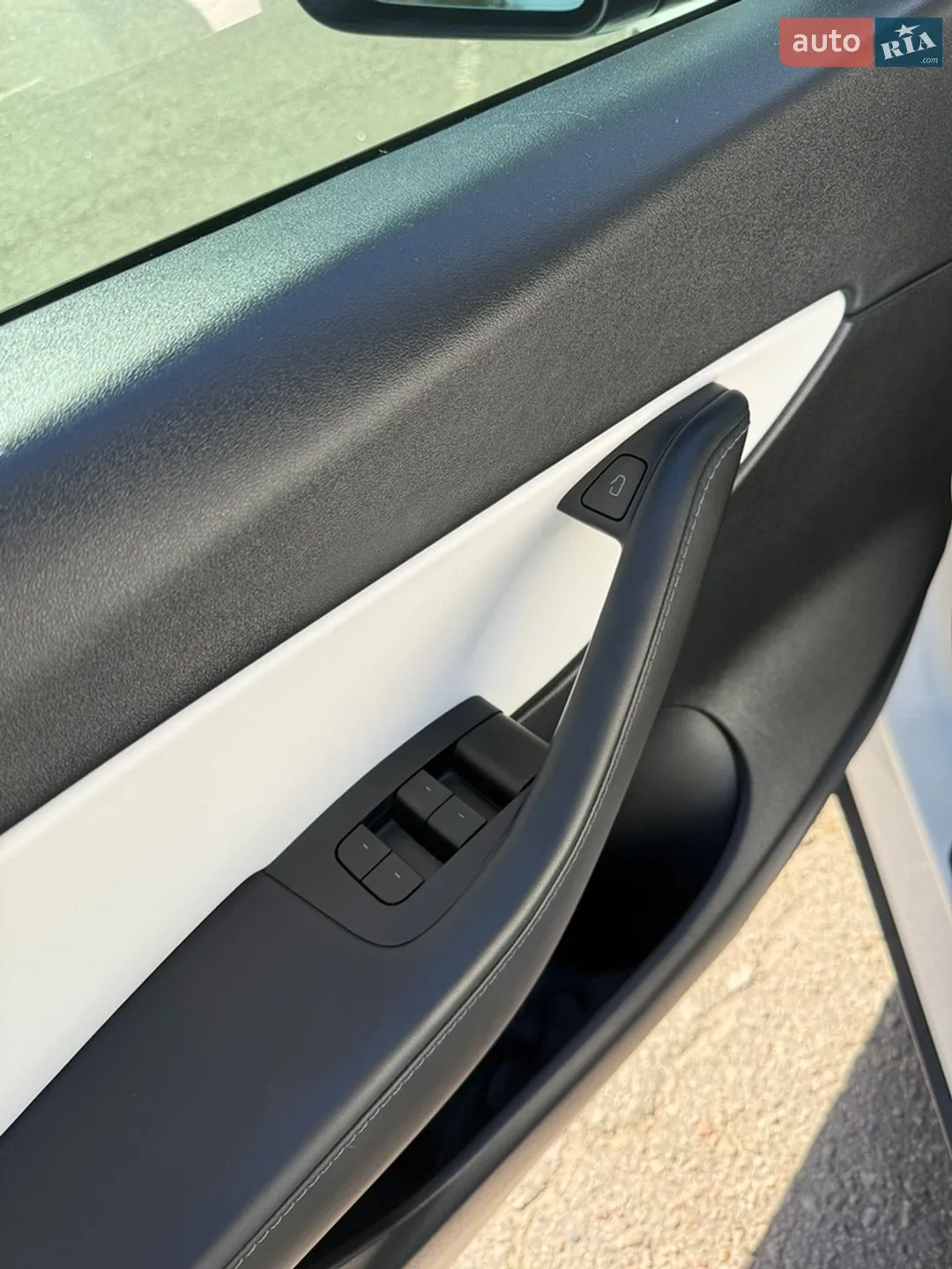 2022 Tesla Model Y - мініатюра 8