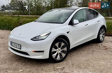 Внедорожник / Кроссовер Tesla Model Y 2021 в Львове