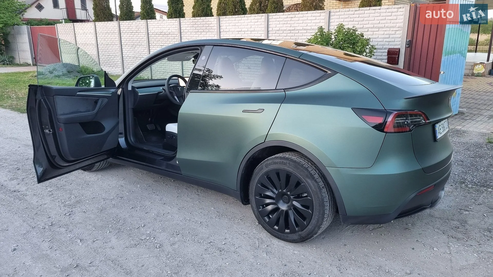 2024 Tesla Model Y - мініатюра 16