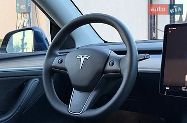 Внедорожник / Кроссовер Tesla Model Y 2024 в Стрые