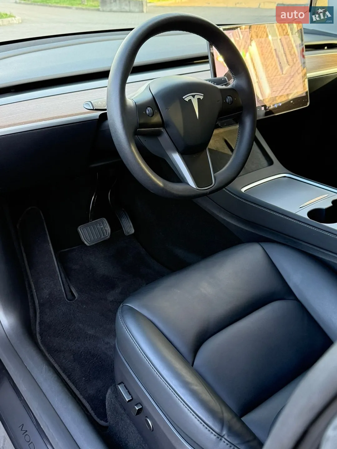 2024 Tesla Model Y - мініатюра 20