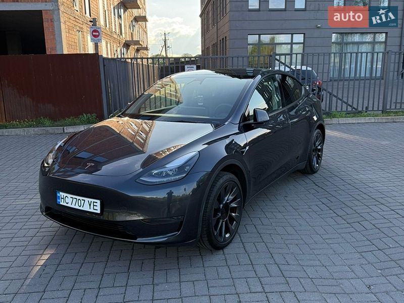 Внедорожник / Кроссовер Tesla Model Y 2024 в Львове