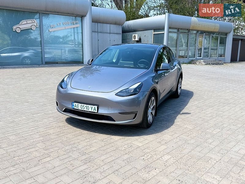 Внедорожник / Кроссовер Tesla Model Y 2023 в Днепре
