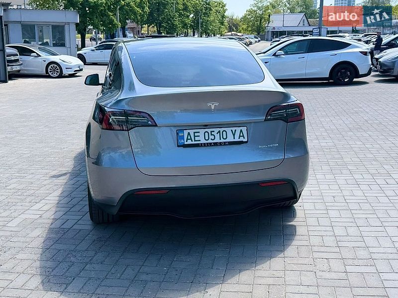 Внедорожник / Кроссовер Tesla Model Y 2023 в Днепре