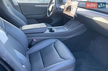 Позашляховик / Кросовер Tesla Model Y 2024 в Рівному