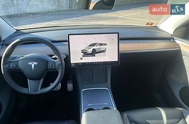 Внедорожник / Кроссовер Tesla Model Y 2024 в Ровно
