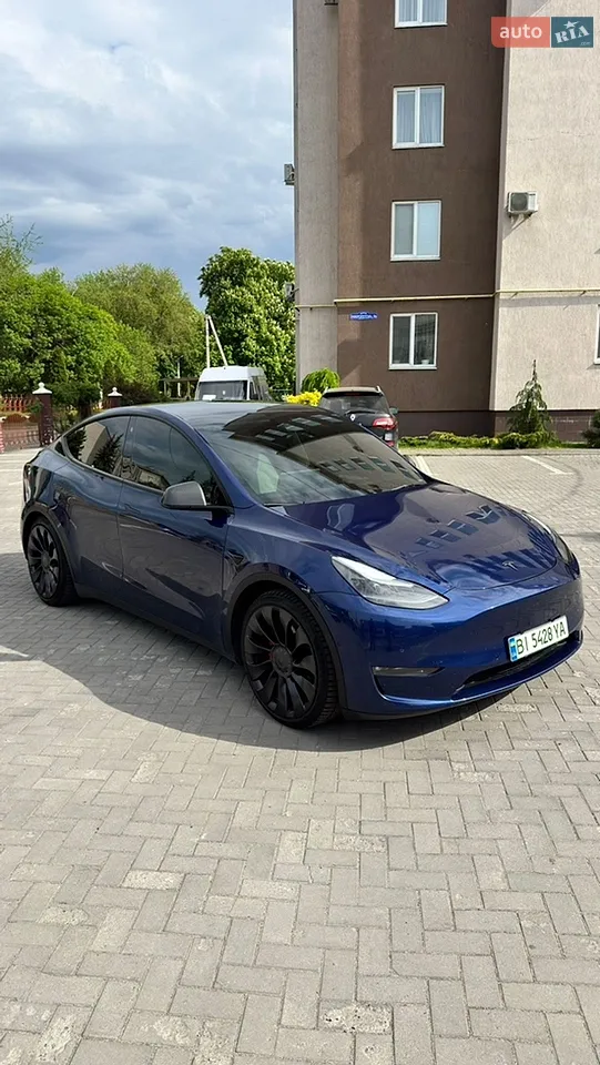 2022 Tesla Model Y - мініатюра 8