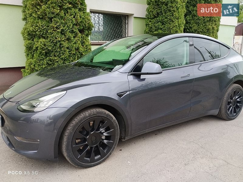 Внедорожник / Кроссовер Tesla Model Y 2021 в Ровно