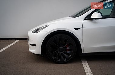 Внедорожник / Кроссовер Tesla Model Y 2020 в Хмельницком